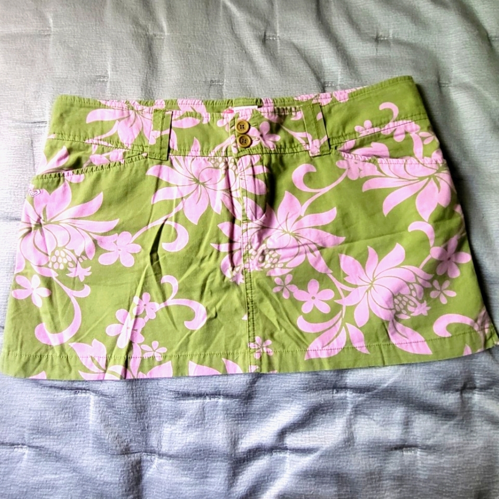 Vintage Y2K Roxy Mini Skirt Floral Hawaiian Print Size 13
